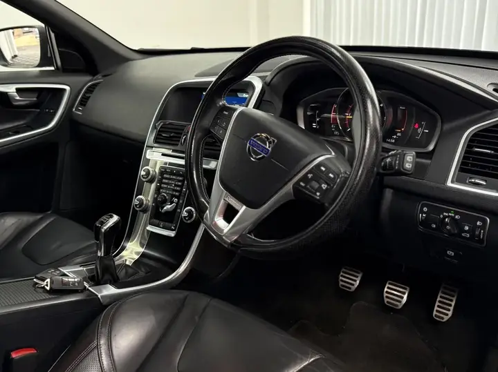 Volvo Xc60 2014 photo 2