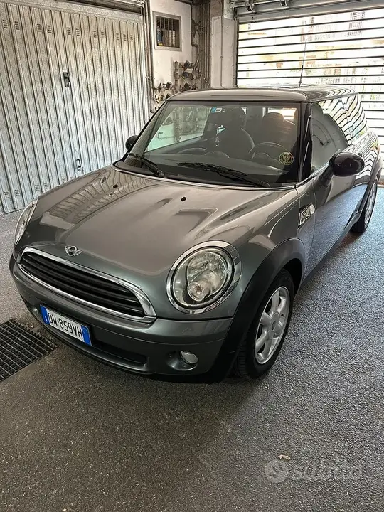 Mini Cooper 2009 photo 2
