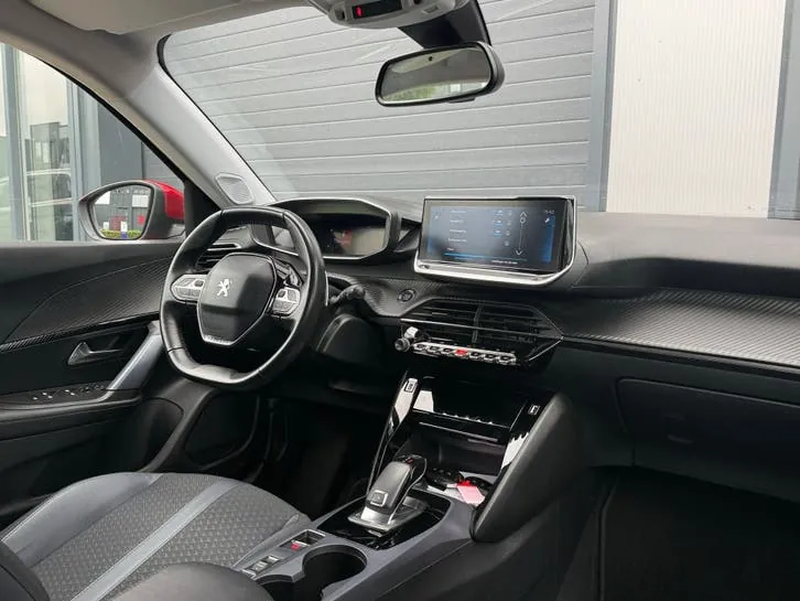 Peugeot 2008 2020 photo 2