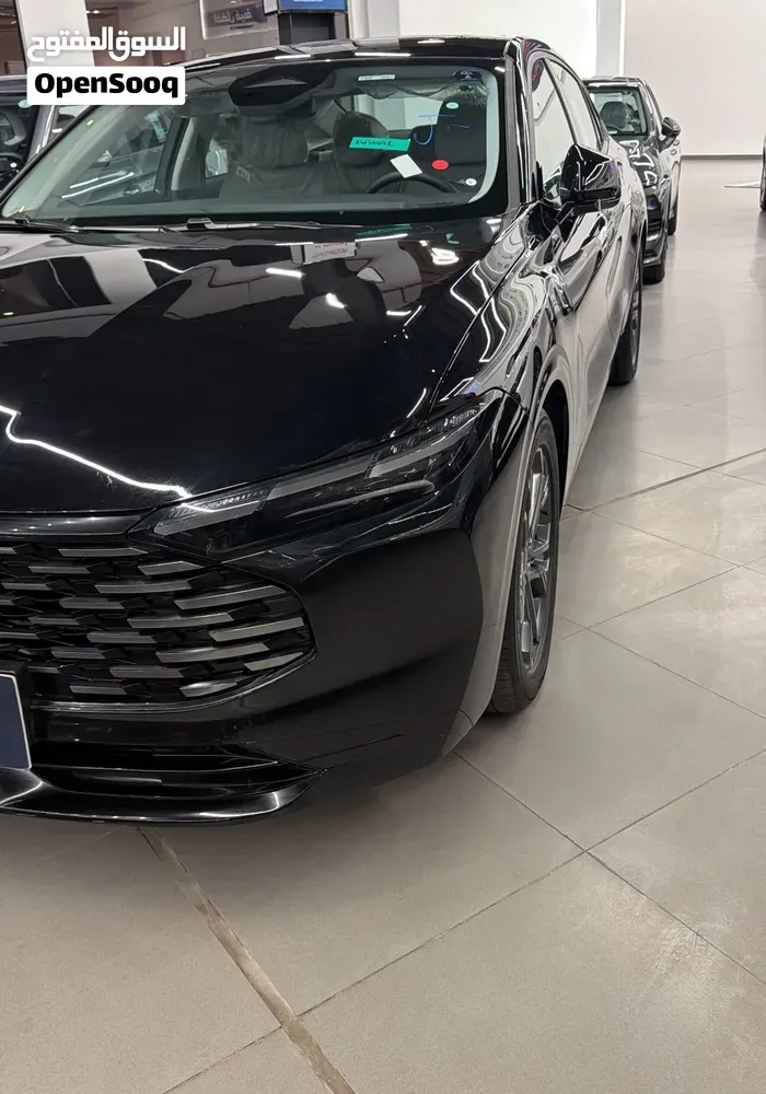 Ford Taurus 2026 photo 2