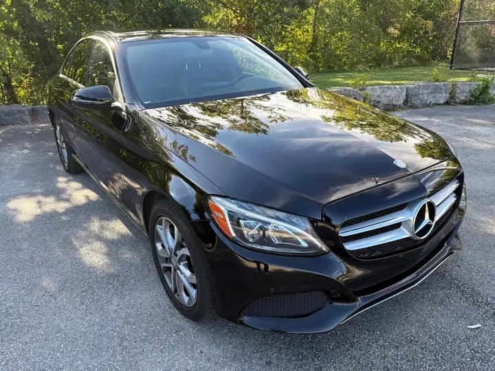 Mercedes-Benz C300 2017 photo 5