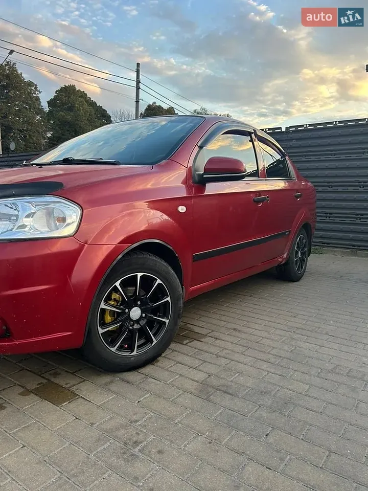 Chevrolet Aveo 2010 photo 3