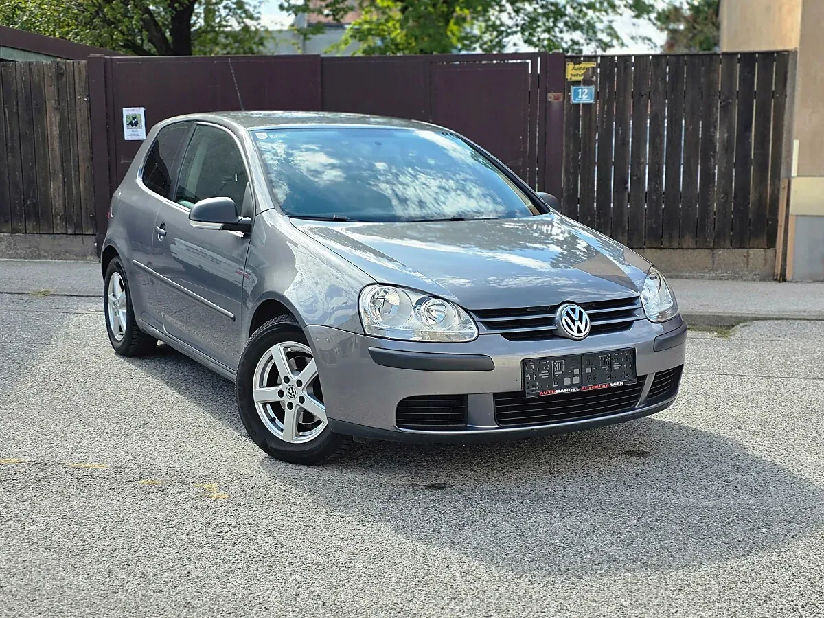 Volkswagen Golf 2026 photo 2