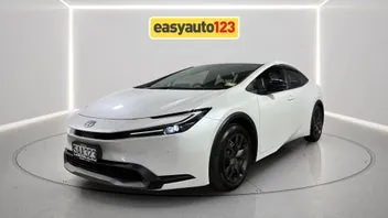 Toyota Prius 2025 photo 4