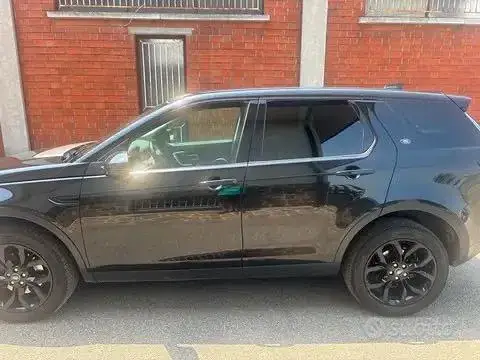 Land Rover Discovery Sport 2016 photo 4