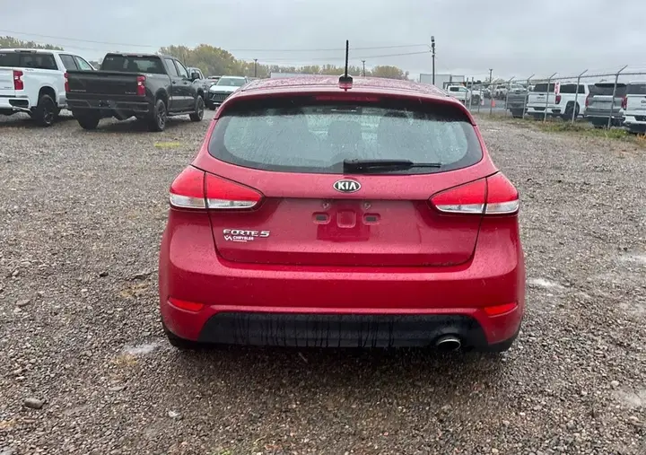 Kia Forte 2017 photo 5