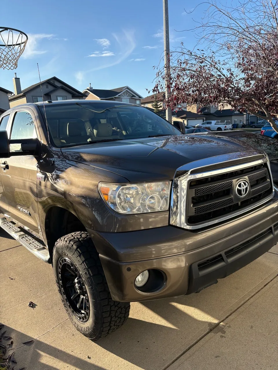 Toyota Tundra 2011 photo 3