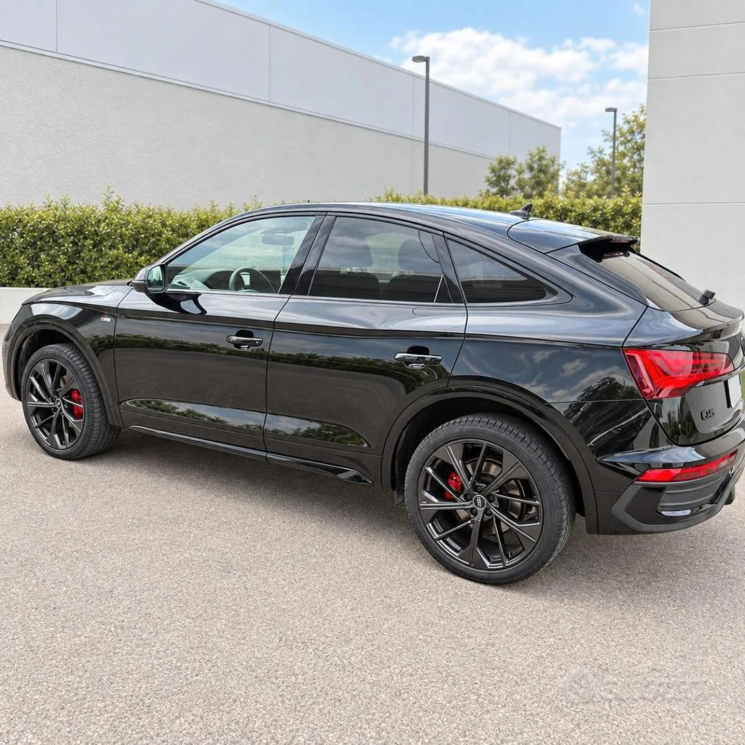 Audi Q5 2024 photo 2
