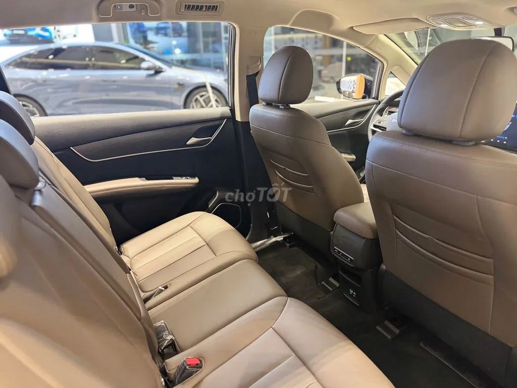 BYD M6 2026 photo 5