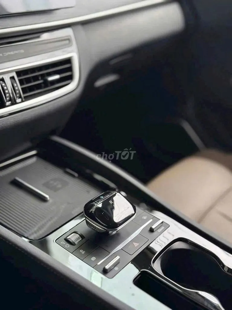 BYD M6 2026 photo 2