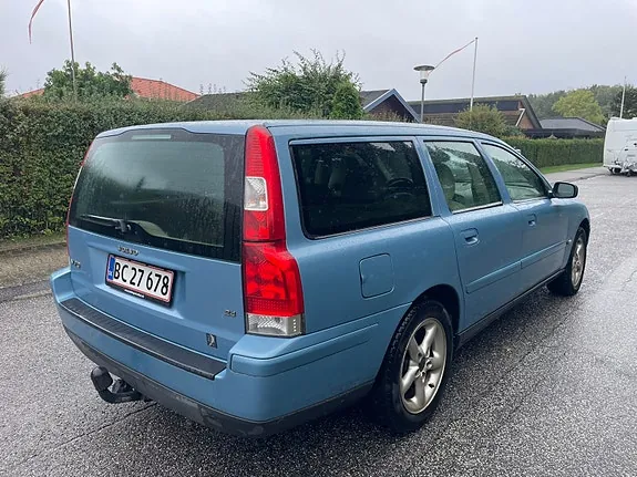 Volvo V70 2006 photo 4