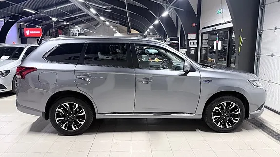 Mitsubishi Outlander 2018 photo 5