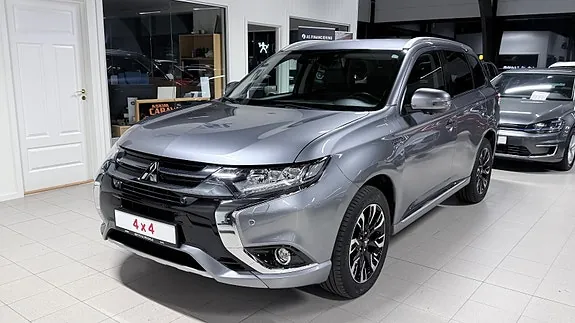 Mitsubishi Outlander 2018 photo 3