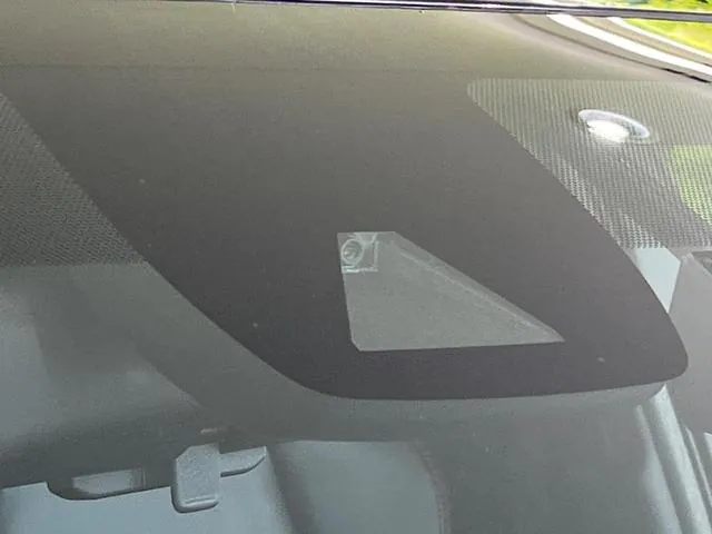 Toyota Corolla Touring 2022 photo 3