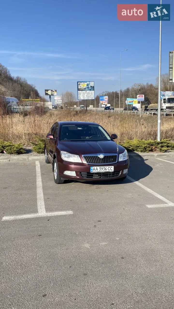 Skoda Octavia 2010 photo 4