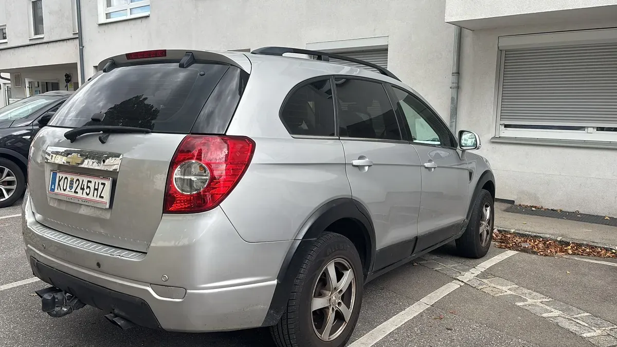 Chevrolet Captiva 2008 photo 3