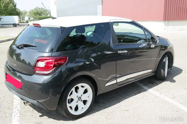 Citroen Ds3 2011 photo 2
