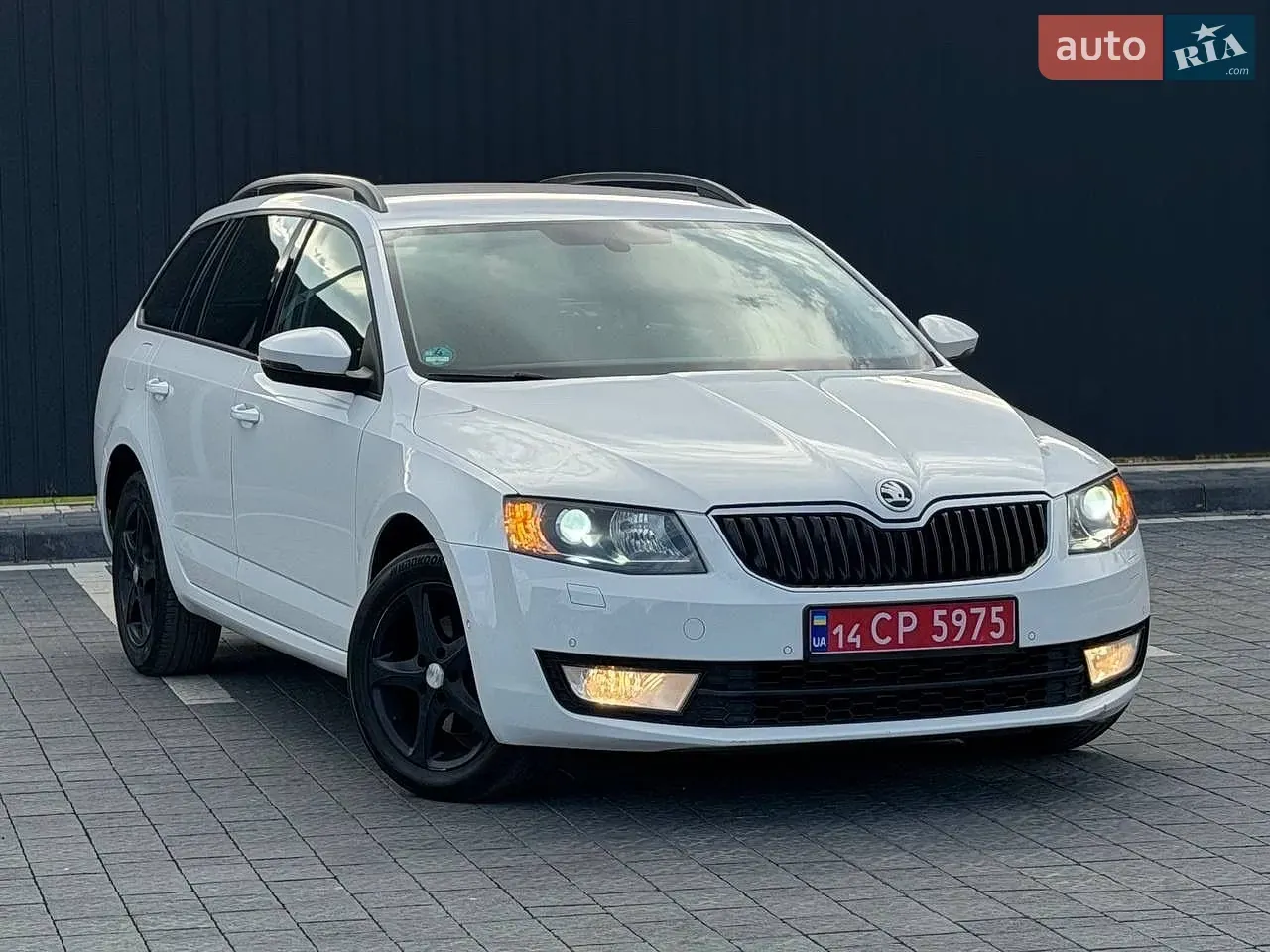 Skoda Octavia 2015 photo 2