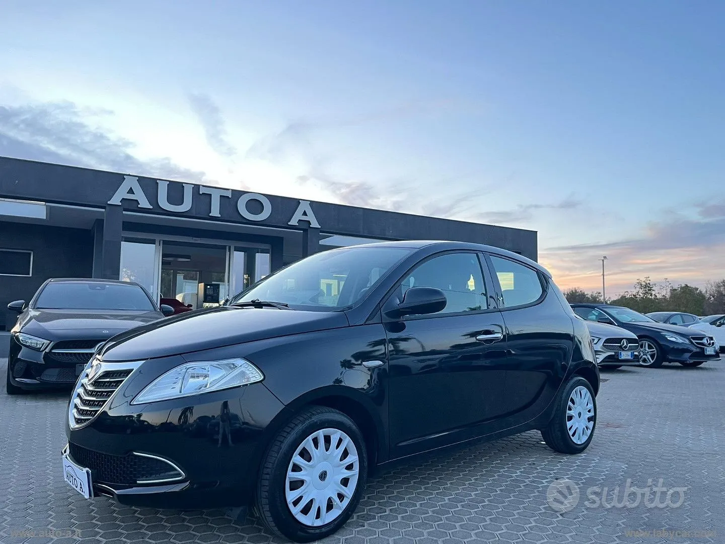 Lancia Ypsilon