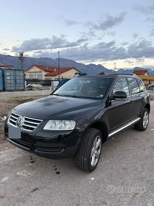 Volkswagen Touareg