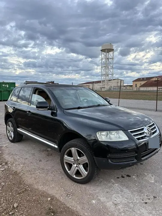 Volkswagen Touareg 2004 photo 3