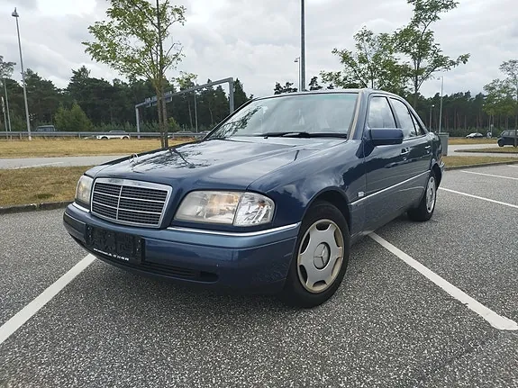 Mercedes-Benz C280