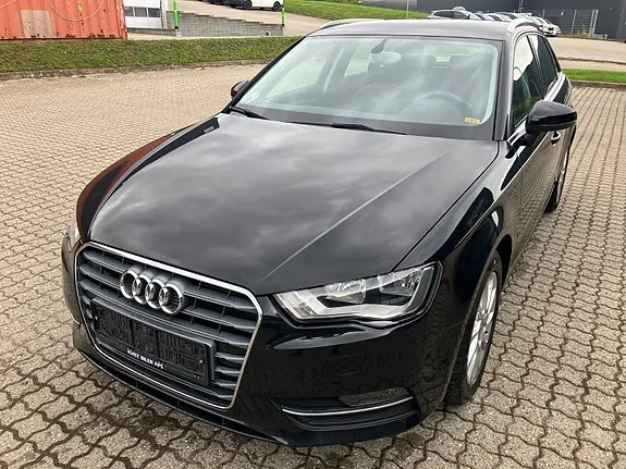 Audi A3 2014 photo 2