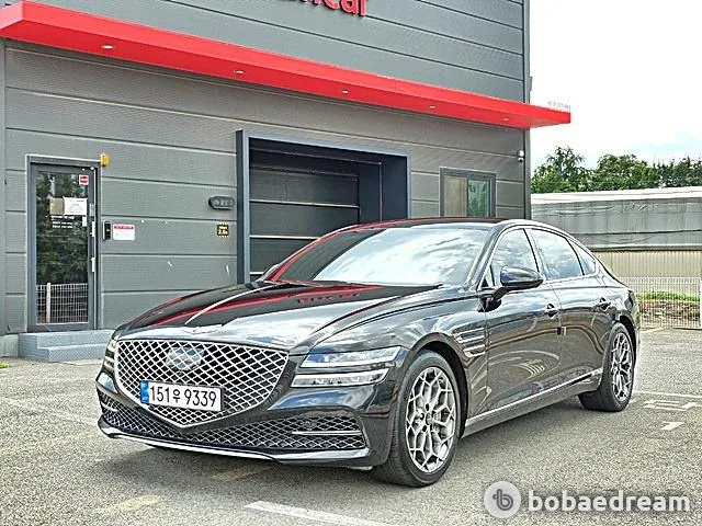 Genesis G80 2022 photo 2