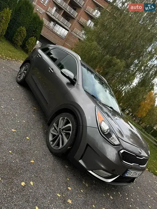 Kia Niro 2017 photo 2