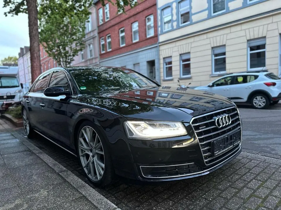 Audi A8 L