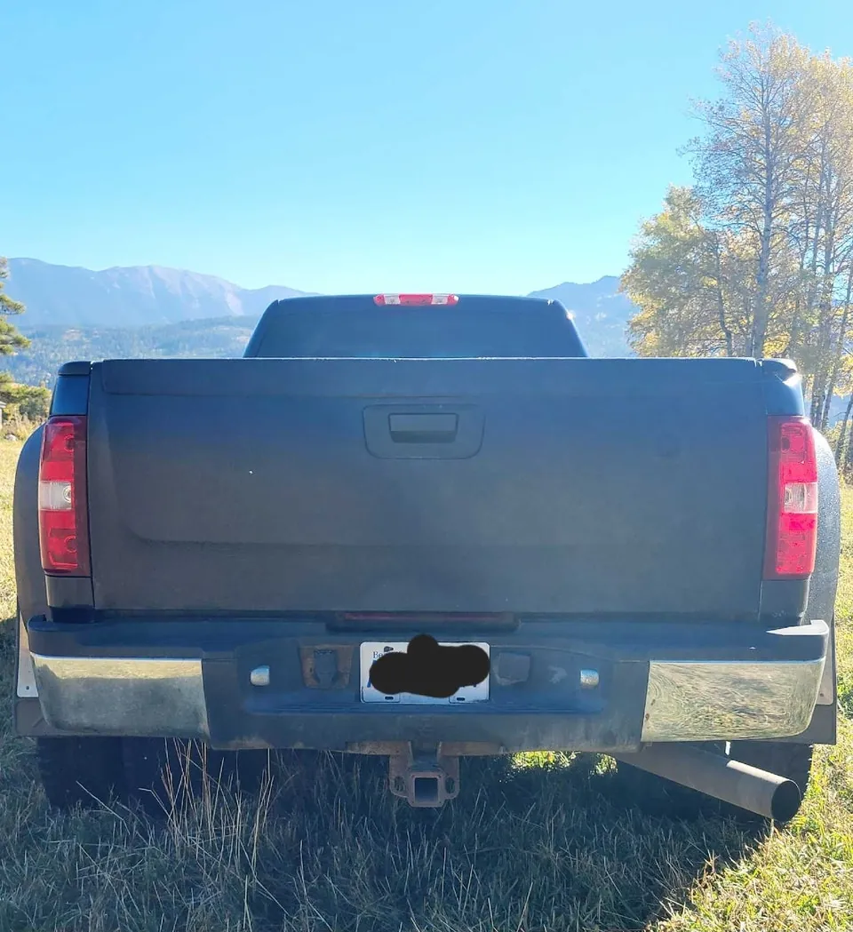 GMC Sierra 3500Hd 2010 photo 2