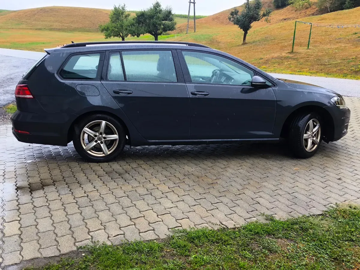 Volkswagen Golf 2018 photo 3