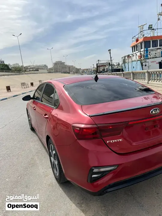 Kia Forte 2020 photo 4