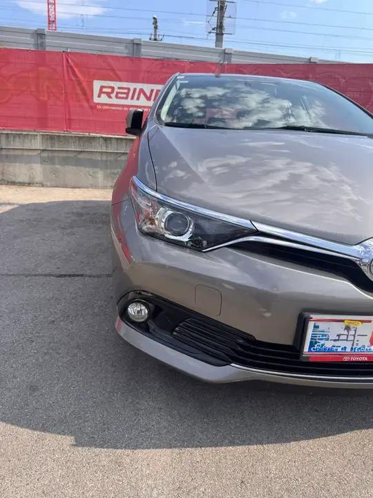 Toyota Auris 2015 photo 3