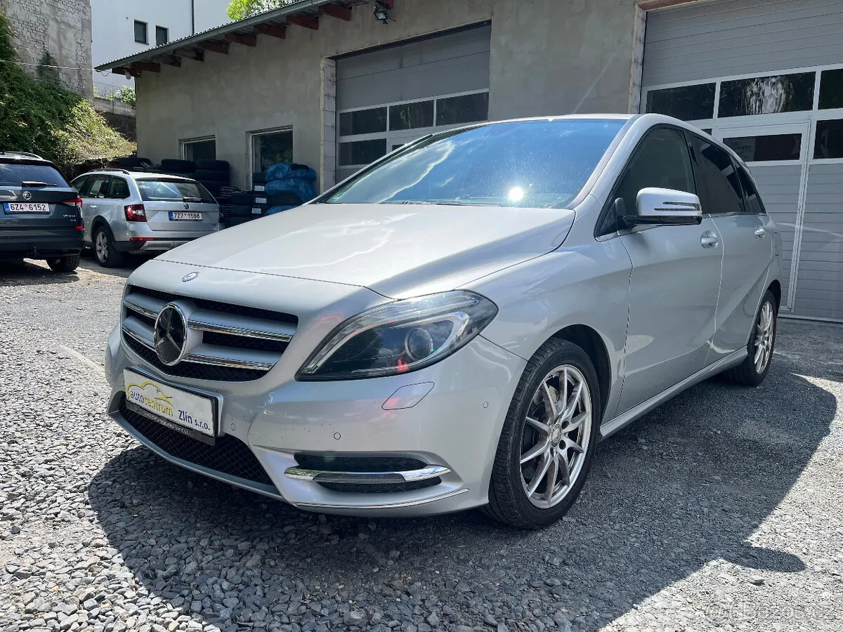 Mercedes-Benz B 2013 photo 3