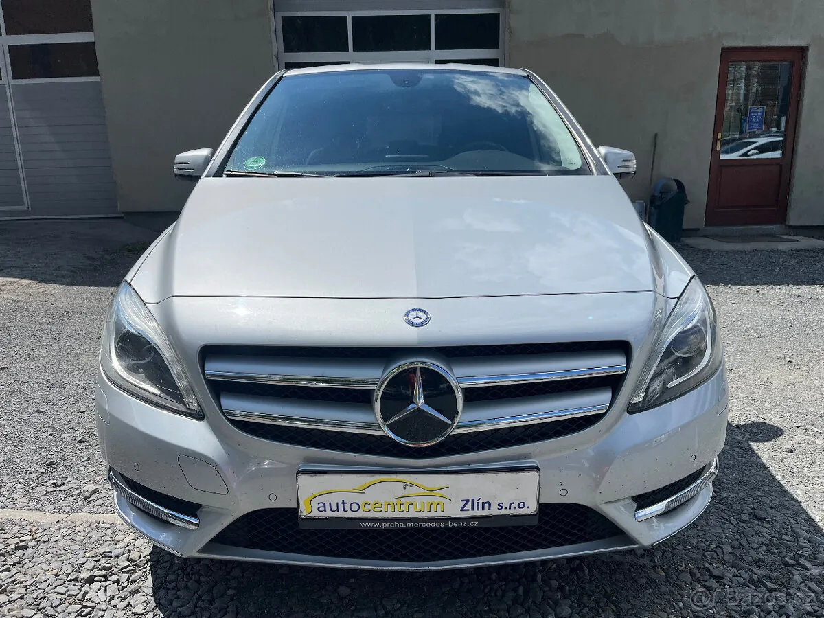 Mercedes-Benz B 2013 photo 2