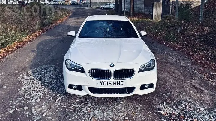 BMW 520D 2015 photo 2
