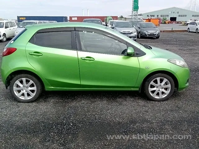 Mazda Demoi 2007 photo 5