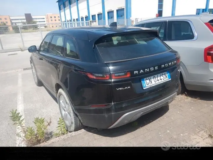 Land Rover Range Rover Velar 2023 photo 4