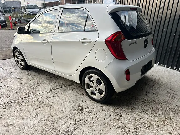 Kia Picanto 2013 photo 4