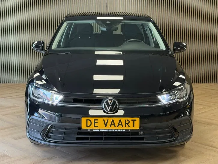 Volkswagen Polo 2023 photo 2
