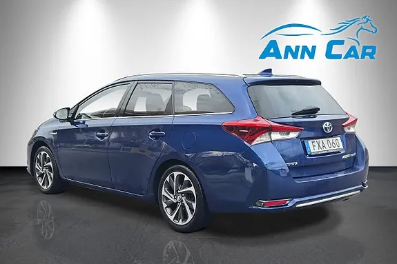 Toyota Auris 2016 photo 3