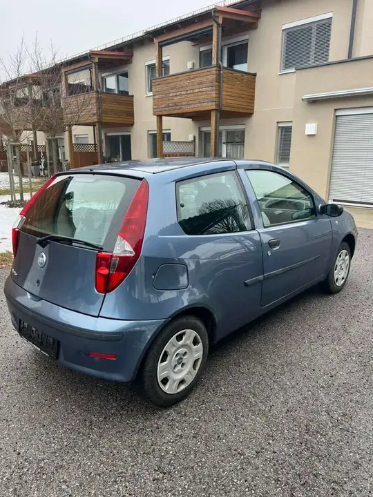 Fiat Punto 2004 photo 3