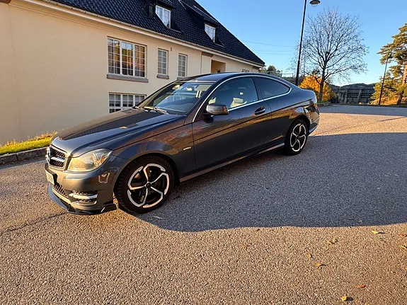 Mercedes-Benz C220 D 2013 photo 3