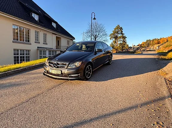 Mercedes-Benz C220 D 2013 photo 2