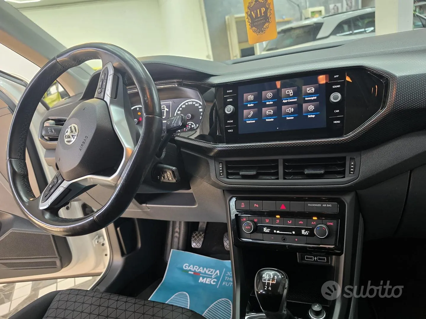 Volkswagen T-Cross 2019 photo 3