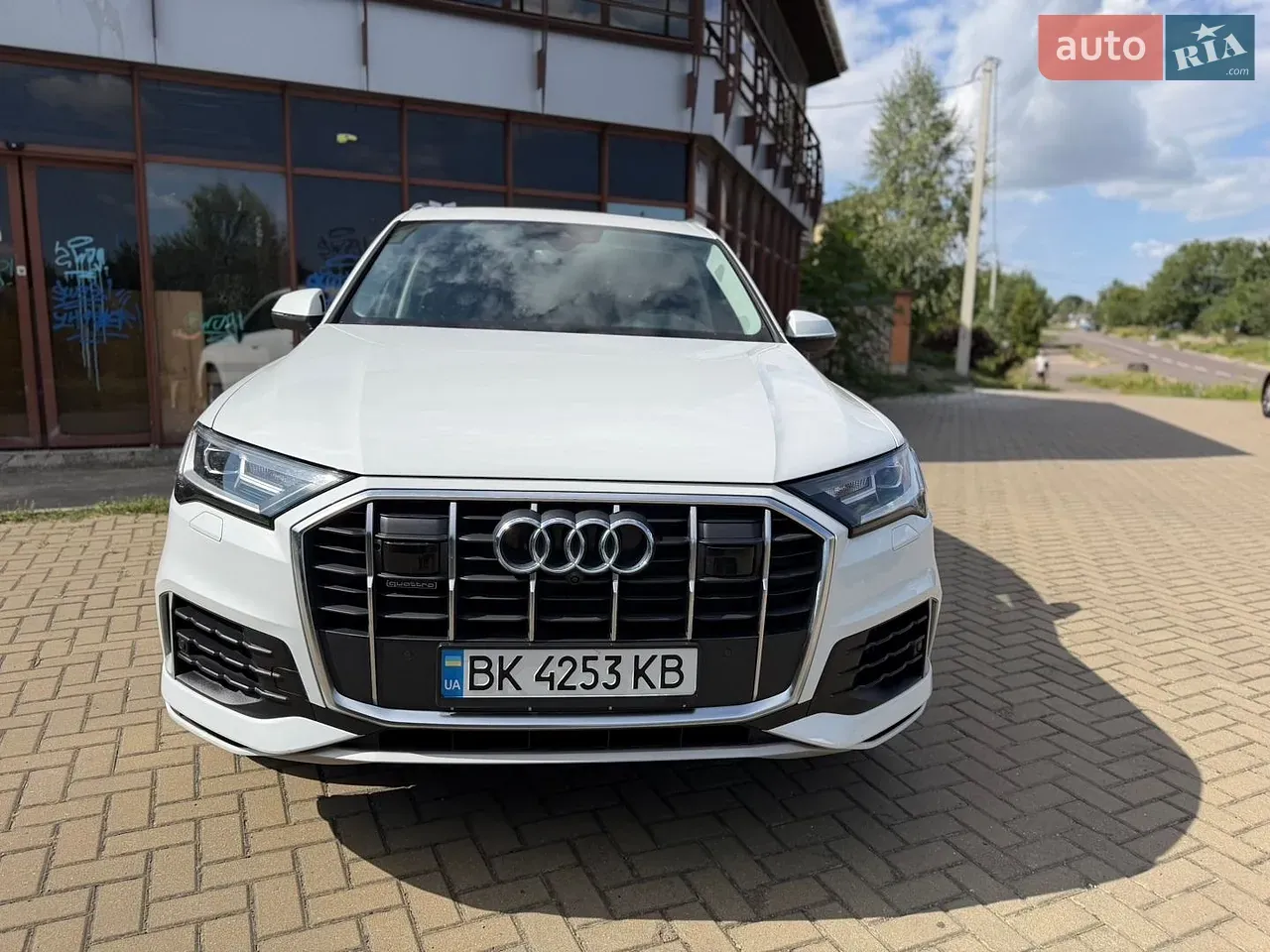 Audi Q7 2019 photo 3