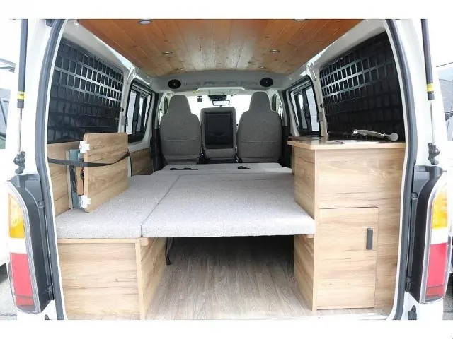 Toyota Hiace Van 2024 photo 5