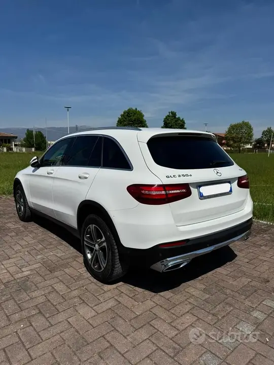 Mercedes-Benz Glc 2016 photo 5