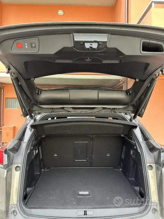 Peugeot 3008 2018 photo 3